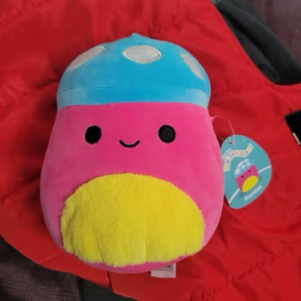 NWT Squishmallows 8" RANDALL THE MUSHROOM